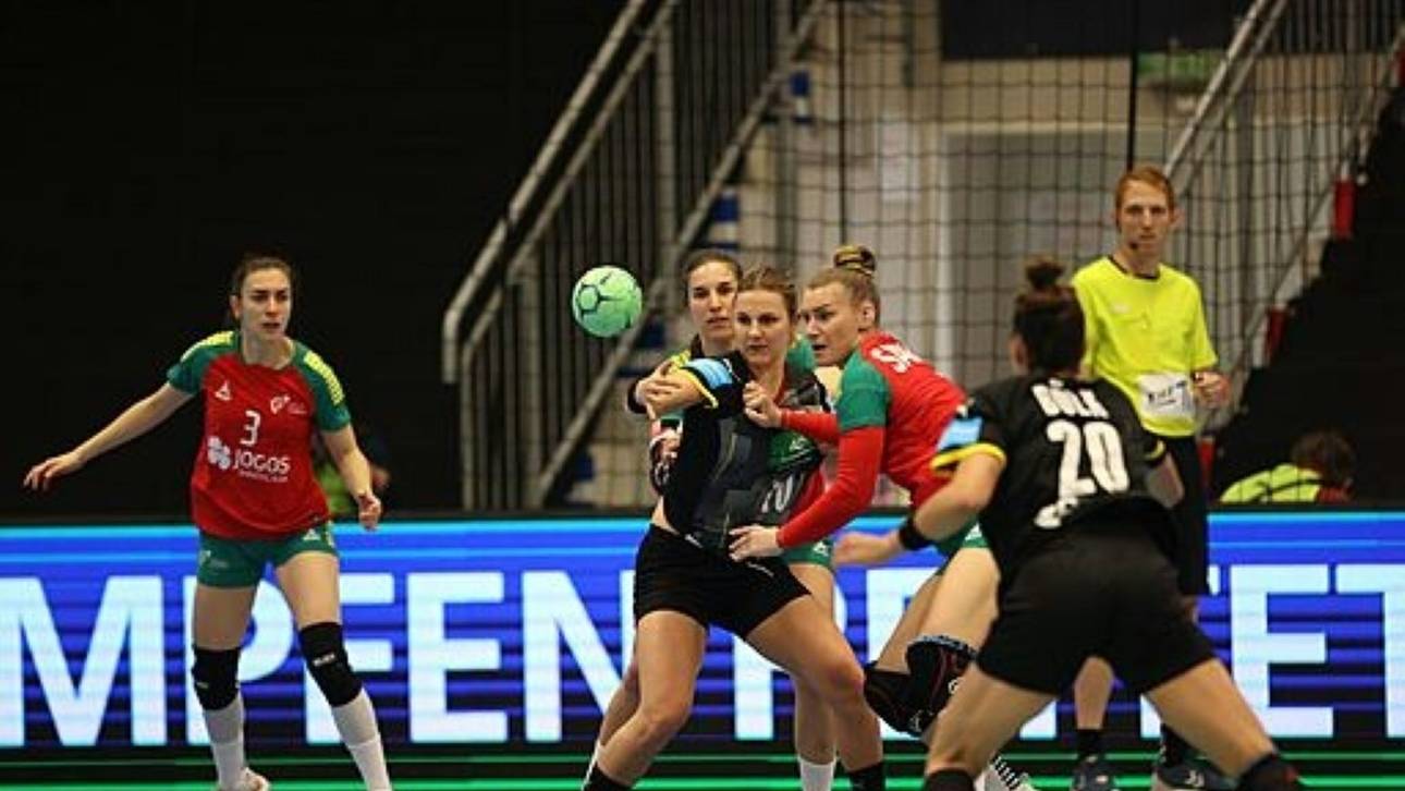 DHB-Frauen besiegen Tschechien zum WM-Start
