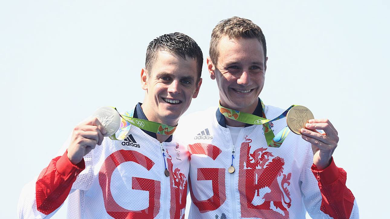 Alistair Brownlee (r.) gewann 2016 in Rio Gold, Bruder Jonathan Silber