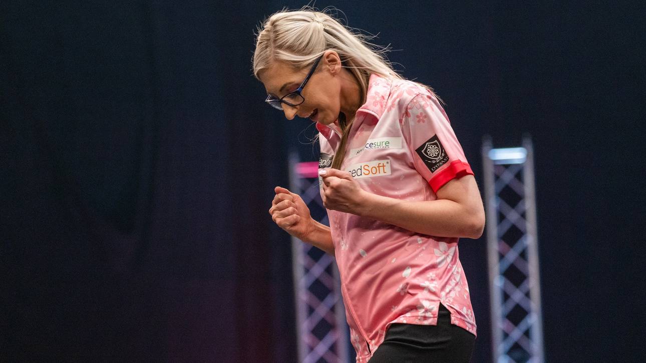 Darts-Queen sorgt für nächsten Meilenstein