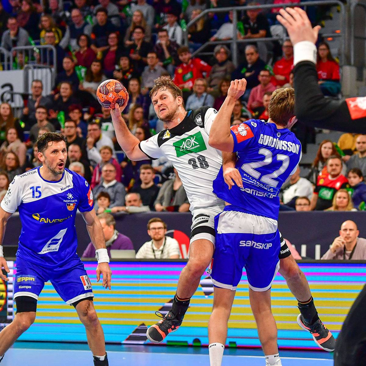 Handball Deutschland Schlägt Island In Em Test Paul Drux