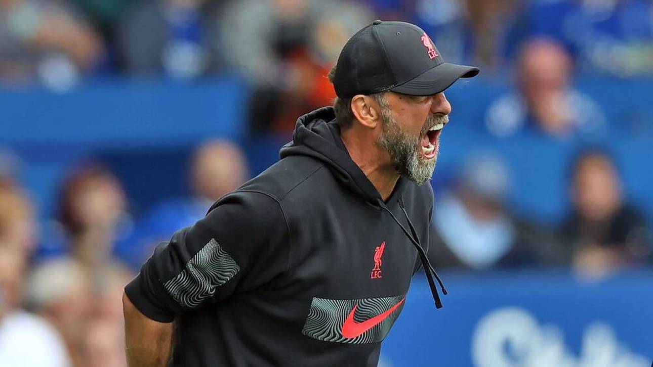 Flaschenwurf auf Klopp