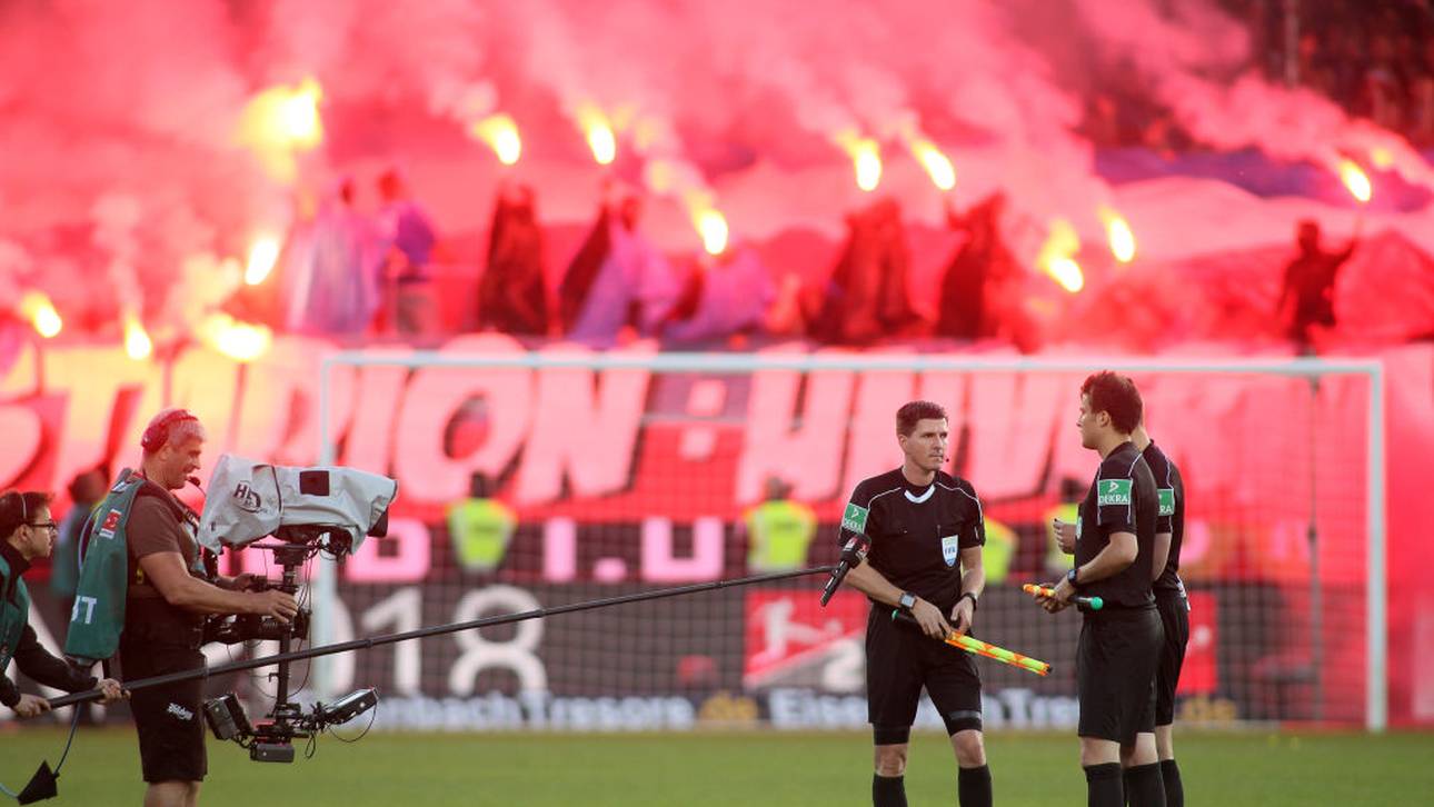 DFB setzt auf Schiri-Flüsterer