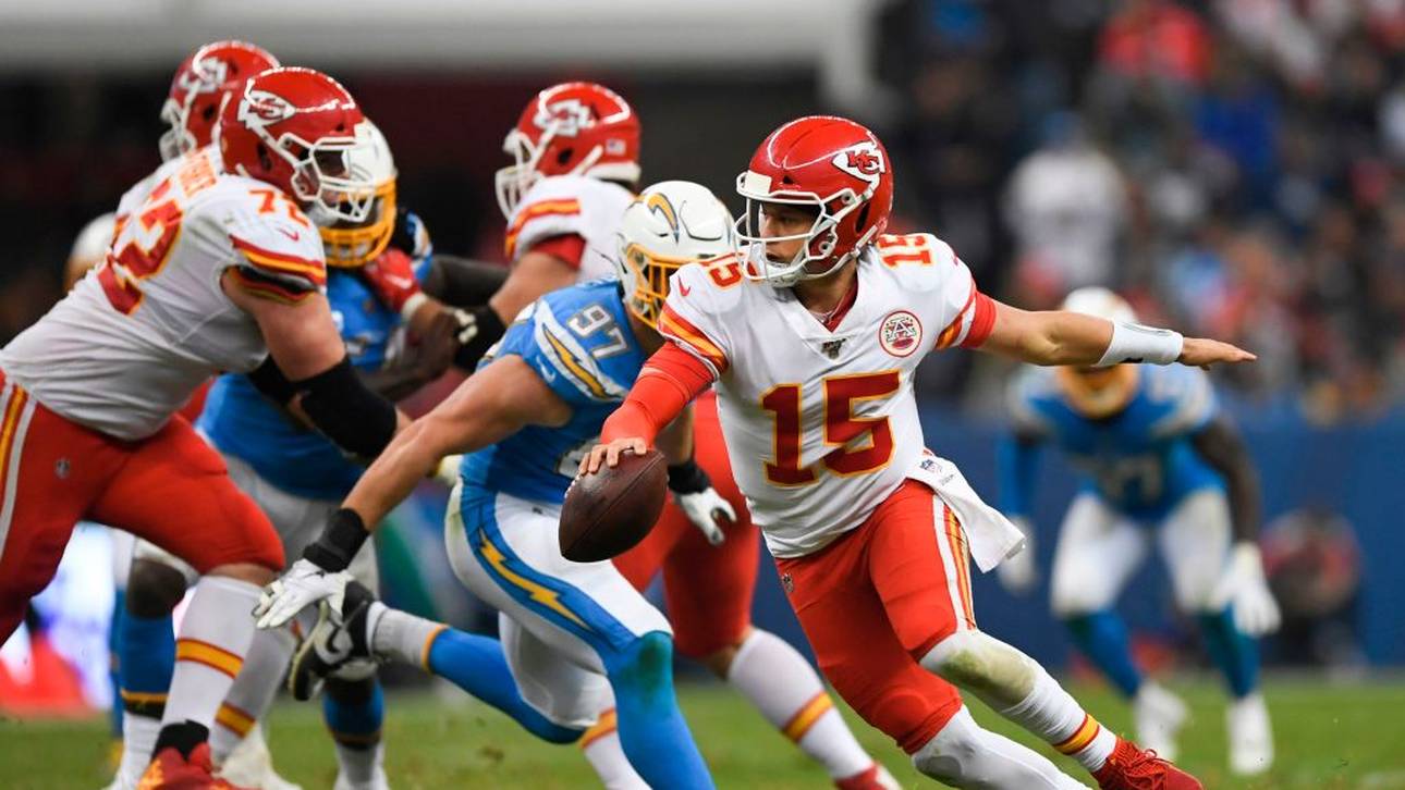 Chiefs feiern Sieg gegen Chargers