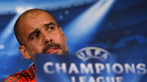 Pep Guardiola vom FC Bayern München auf einer Pressekonferenz zur Champions League