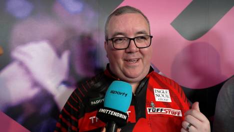 Stephen Bunting spricht nach seinem Einzug ins Halbfinale mit SPORT1 über sein Match gegen Peter Wright, einen undankbaren Job und gibt am Ende ein kurioses Versprechen.