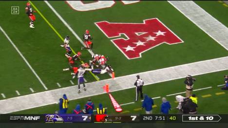 Was für ein Krimi: Die Baltimore Ravens ringen die Cleveland Browns nach einem furiosen Monday Night Game nieder. Lamar Jackson überragt trotz Verletzungspause.