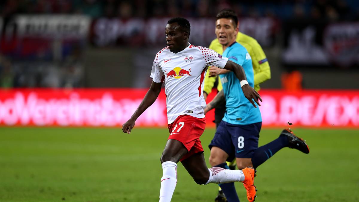 In der 56. Minute hat Timo Werner einen Geistesblitz. Per Hacke setzt er Bruma herrlich in Szene. Der Portugiese ist frei durch und vollendet mit rechts ins lange Eck zur 1:0-Führung