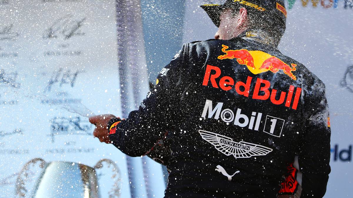 MAX VERSTAPPEN: Wenn man einen Start so verbockt und dann noch von Sieben auf Eins nach vorne fährt, ist das eine grandiose Leistung. Der Bursche ist deutlich gereift und das tut seinen Ergebnissen gut