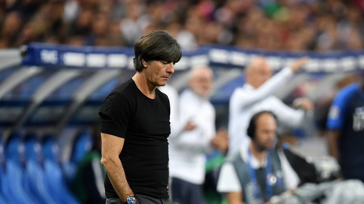 Bundestrainer Joachim Löw veränderte seine Mannschaft auf fünf Positionen und stellte auch taktisch auf eine 3-4-3-Grundordnung um. Leroy Sane und Serge Gnabry rechtfertigten bei der 1:2-Niederlage in Frankreich ihre Aufstellungen, wenn auch mit Makel. Die DFB-Spieler in der SPORT1-Einzelkritik