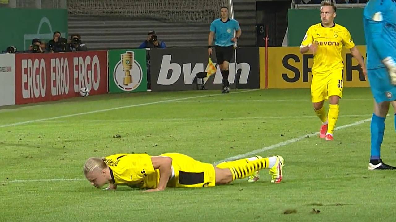 SV Wehen Wiesbaden - Borussia Dortmund (0:3): Tore und Highlights | DFB-Pokal