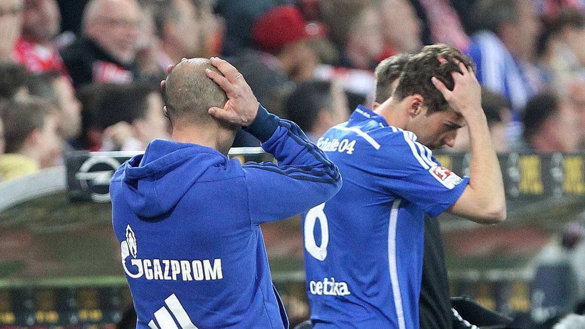 Roberto Di Matteo und Leon Goretzka können nicht fassen, was sie da sehen