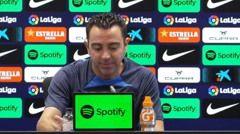Barcelona-Trainer Xavi freut sich auf den Clásico gegen Real Madrid und wäre gerne selber noch aktiv auf dem Feld. 
