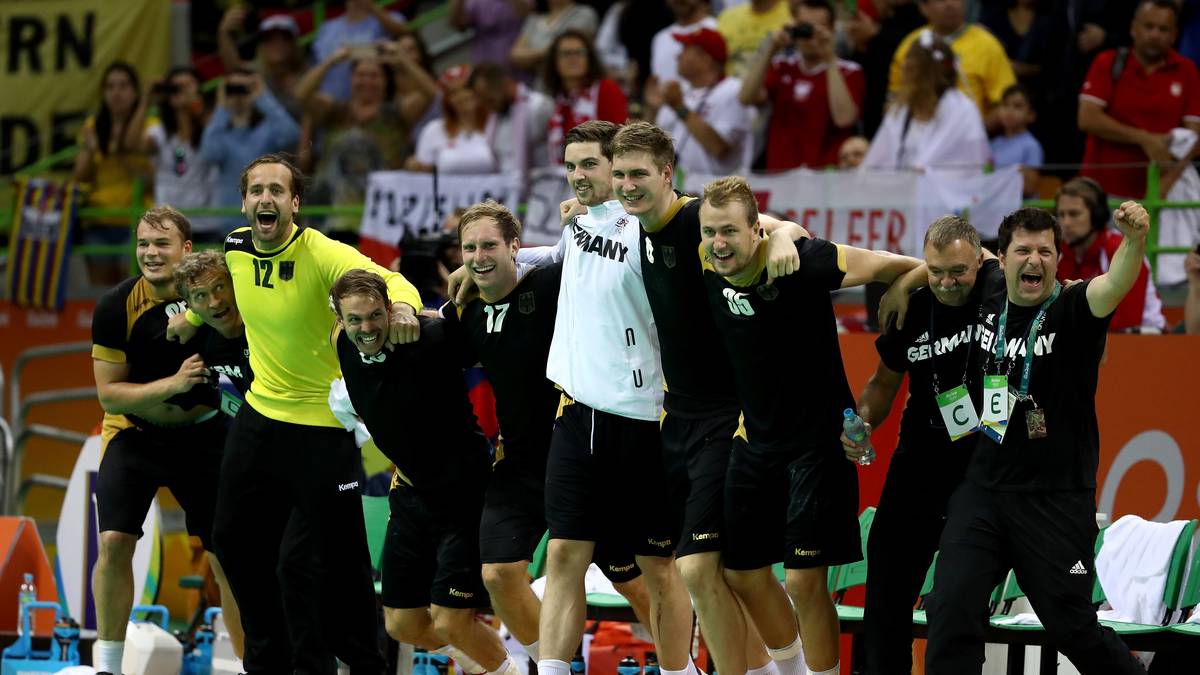 Im Bronze-Match holten sich die jungen Bad Boys aber gegen Polen die Medaille und ließen es im Anschluss krachen