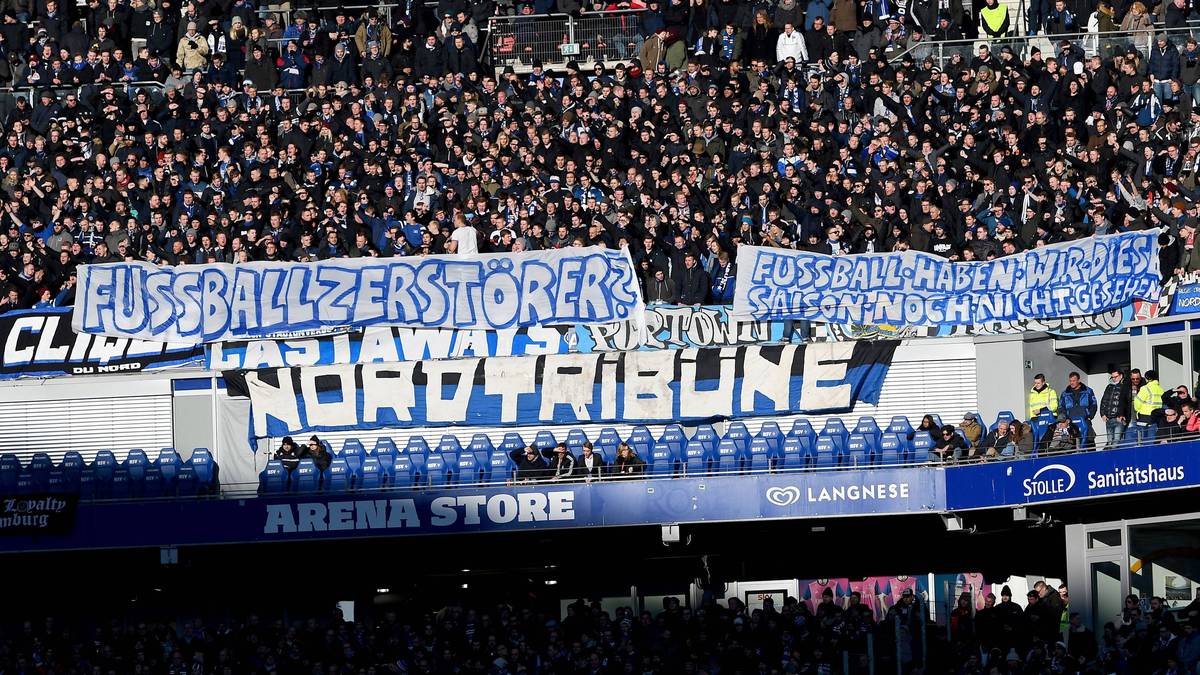 Die HSV-Fans haben anscheinend schon resigniert: "Fußball haben wir diese Saison noch nicht gesehen."
