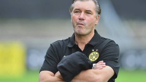 Trainer Marco Rose musste mit einem Kader arbeiten, der zu keinem Zeitpunkt komplett war. Das Fehlen diverser EM-Fahrer, aber auch Verletzungssorgen komplizierten den Trainingsalltag. Auch Sportdirektor Zorc ist genervt. 