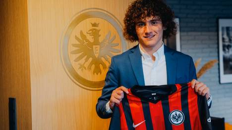 Der Transfer von Fabio Blanco war für Eintracht Frankfurt ein echter Coup. Das große Talent des FC Valencia wurde nach SPORT1-Infos von vielen europäischen Spitzenklubs gejagt.