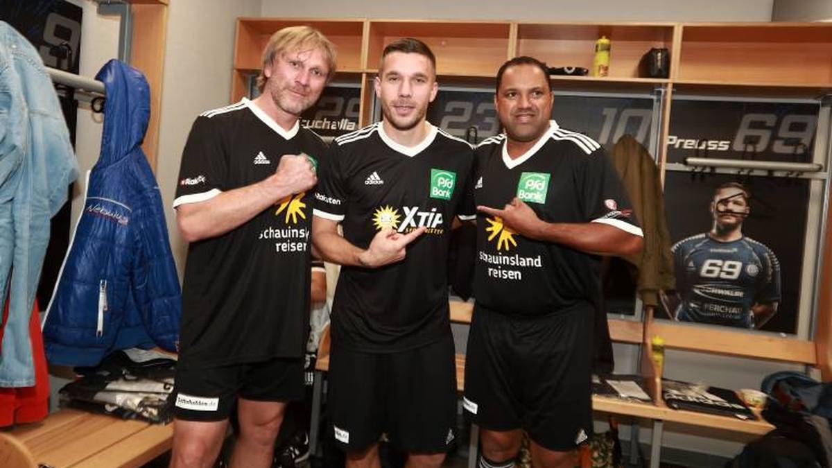 Ansgar Brinkmann, Lukas Podolski und Ailton (v.l.n.r.) bei einem Benefizspiel 2018