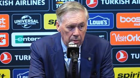 Brasilien-Coach Carlo Ancelotti zeigt sich nach der 2:1-Niederlage gegen Frankreich unzufrieden mit dem Ergebnis, lobt aber die Leistung der Selecao und die vielen guten Chancen.