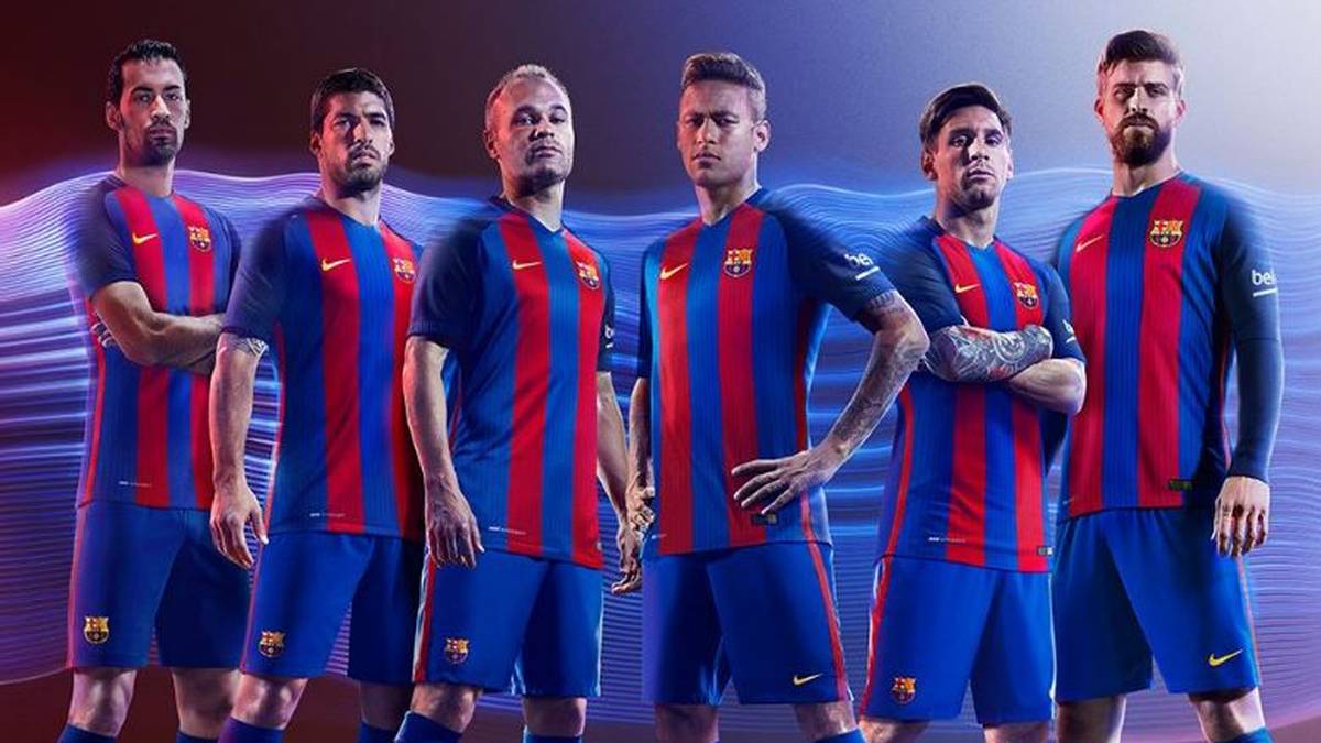 Der FC Barcelona spielt in der kommenden Saison in Trikots, die an den Europapokal-Triumph 1992 erinnern sollen. Der Preis für das Jersey ist stattlich