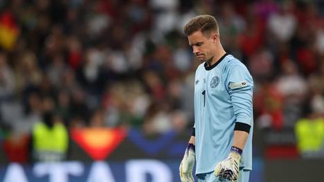 Nach der Ausbootung beim FC Barcelona, muss sich Marc-André ter Stegen jetzt auch noch einer Rücken-OP unterziehen. Wird er mit Deutschland bei einem Großturnier wieder nicht die Nummer eins?