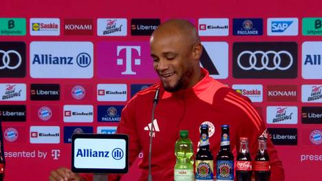 Auf der Pressekonferenz vor dem Spiel gegen Union Berlin muss Vincent Kompany bei einer Frage lauthals lachen.