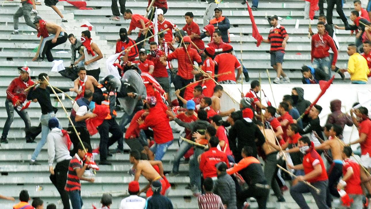 Wieder Verletzte nach Fan-Krawallen