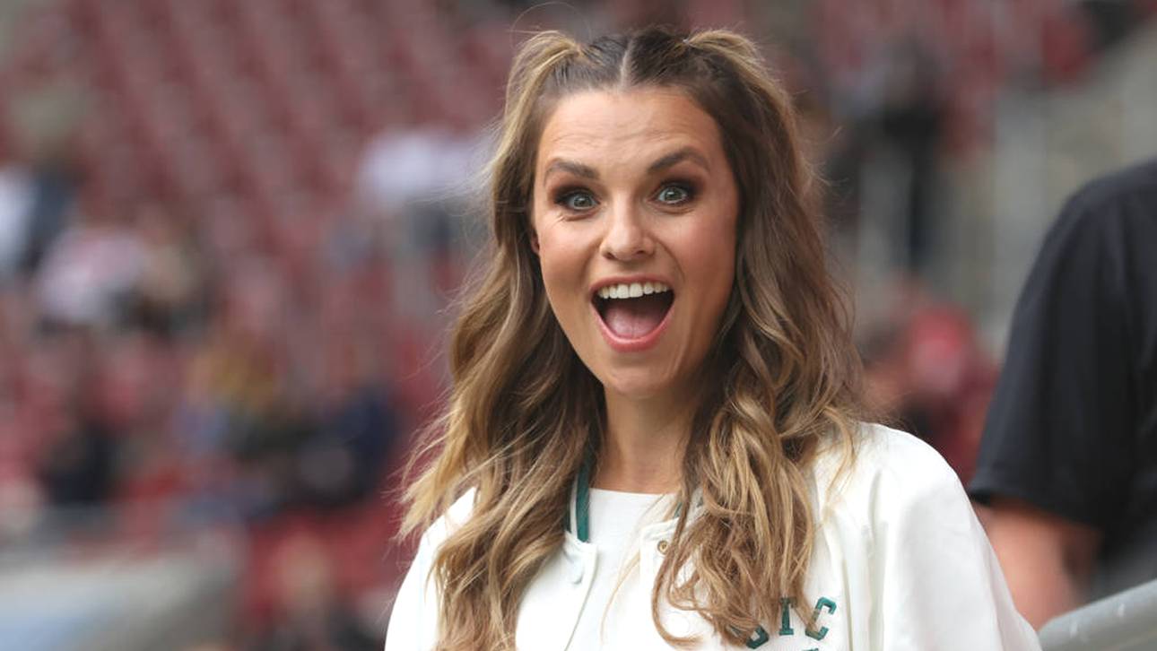 Moderatorin unterstützt DFB-Frauen