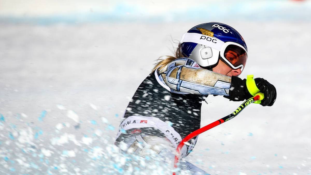 Ski Alpin Ester Ledecka Setzt Sturz Serie Fort