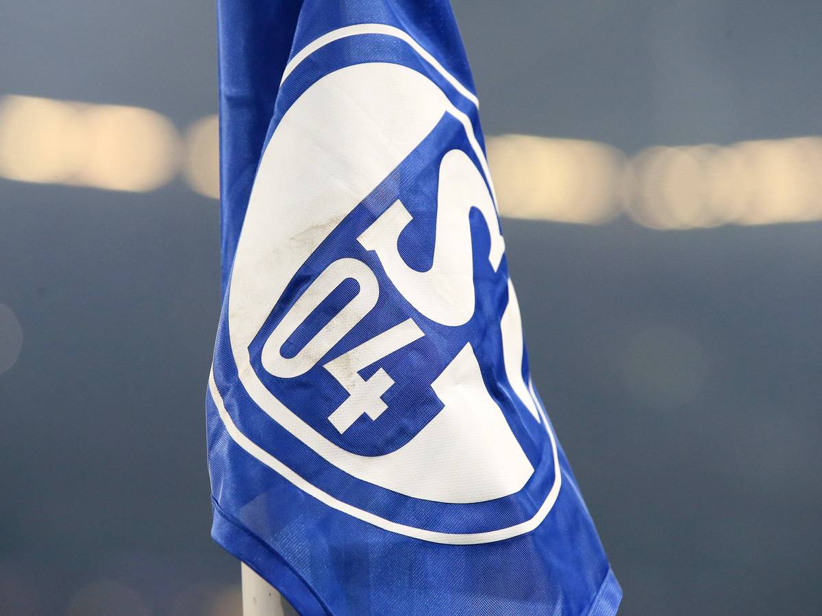 Bundesliga FC Schalke 04 holt Mateusz Lipp von Ruch Chorzow aus Polen