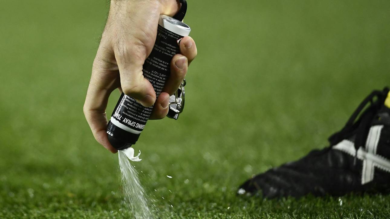 Freistoßspray: Millionenstrafe für FIFA