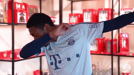 Robert Lewandowski, Joshua Kimmich, Serge Gnabry und David Alaba vom FC Bayern München zeigen, wie man sich selbst und andere in der aktuellen Situation schützen kann.