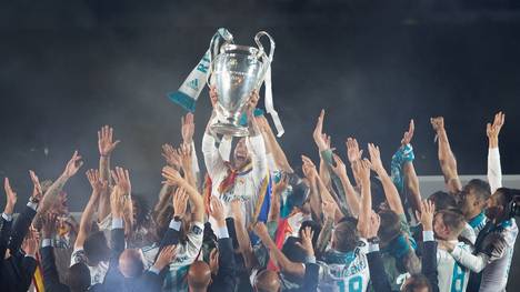UEFA plant dritten Klub-Wettbewerb neben Champions- und Europa League