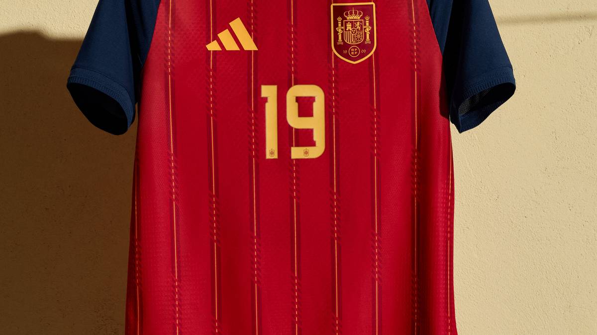 Heimtrikot Spanien