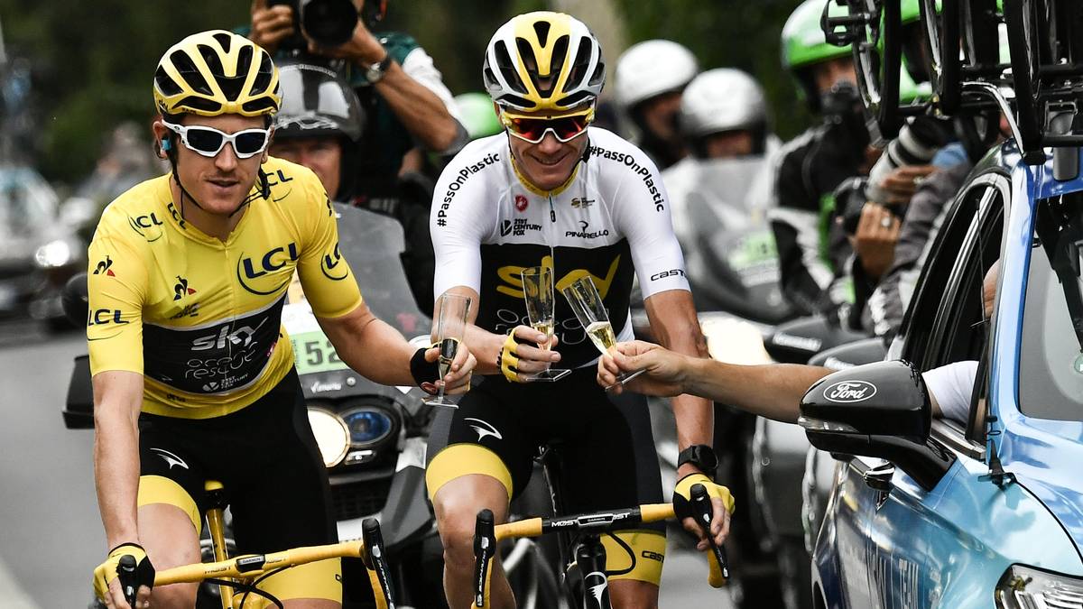 Das Sky-Team feiert mit dem Endländer