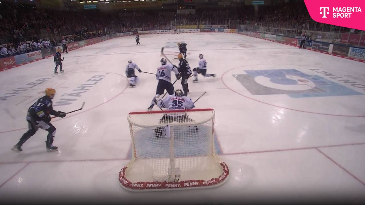 Pinguins Bremerhaven - EHC Red Bull München (Highlights)