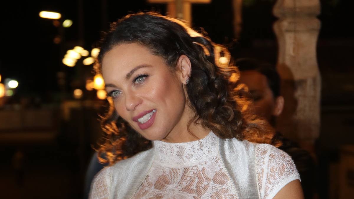 Lily Becker hat sowohl ohne ihren Mann...