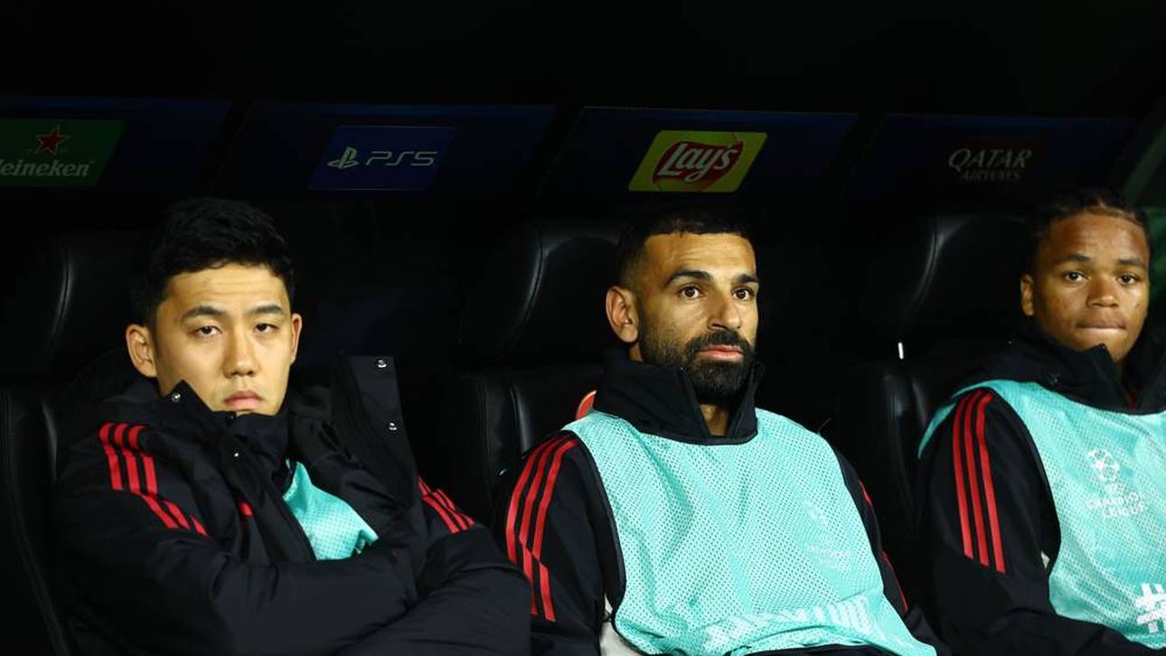 Mohamed Salah saß in der Champions League gegen Eintracht Frankfurt auf der Bank