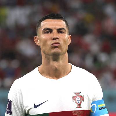 Portugals Trainer Fernando Santos degradiert Cristiano Ronaldo - und erklärt seine Maßnahme im Anschluss.