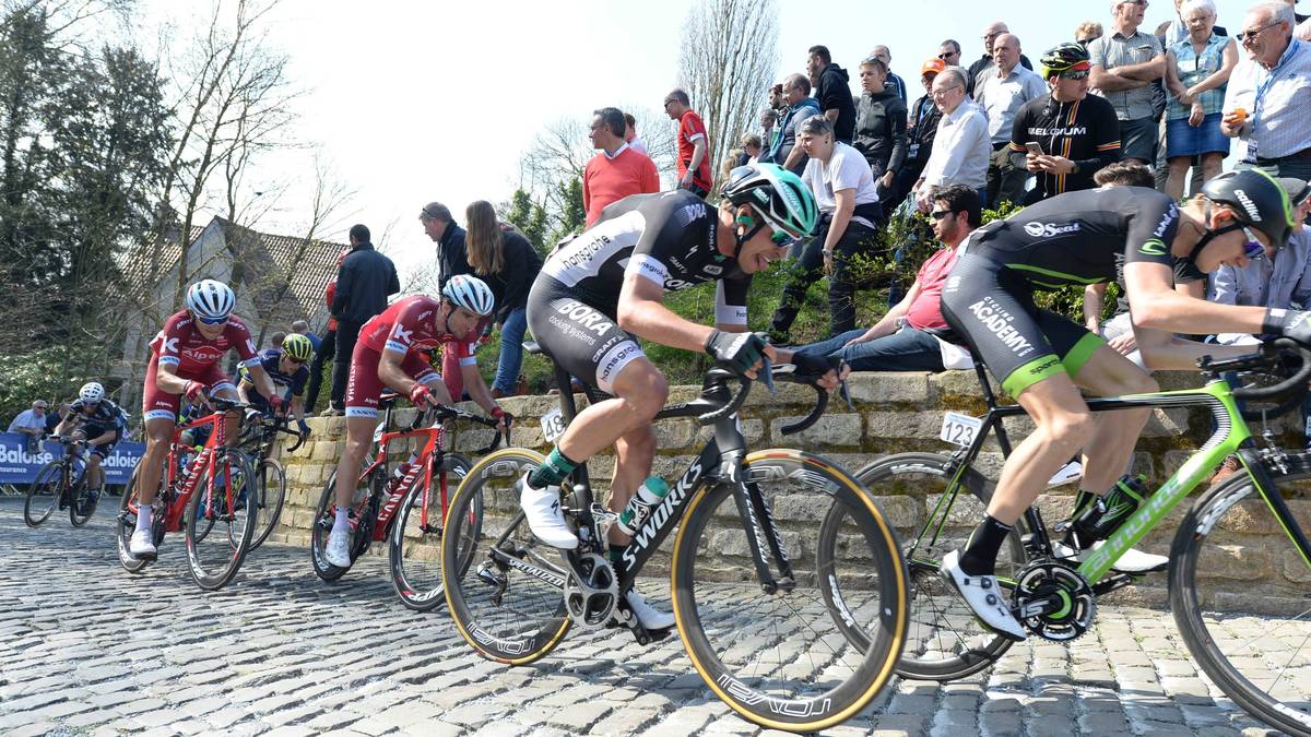 RÜDIGER SELIG (Team Bora-hansgrohe): 28 Jahre alt, Tour-Debüt. Im vergangenen Jahr absolvierte Selig bei der Vuelta seine erste dreiwöchige Landesrundfahrt, welche er direkt zu Ende fuhr. Beim Giro in diesem Mai stieg er aus. Der 28-Jährige wird Helferdienste für Peter Sagen und Rafael Majka übernehmen
