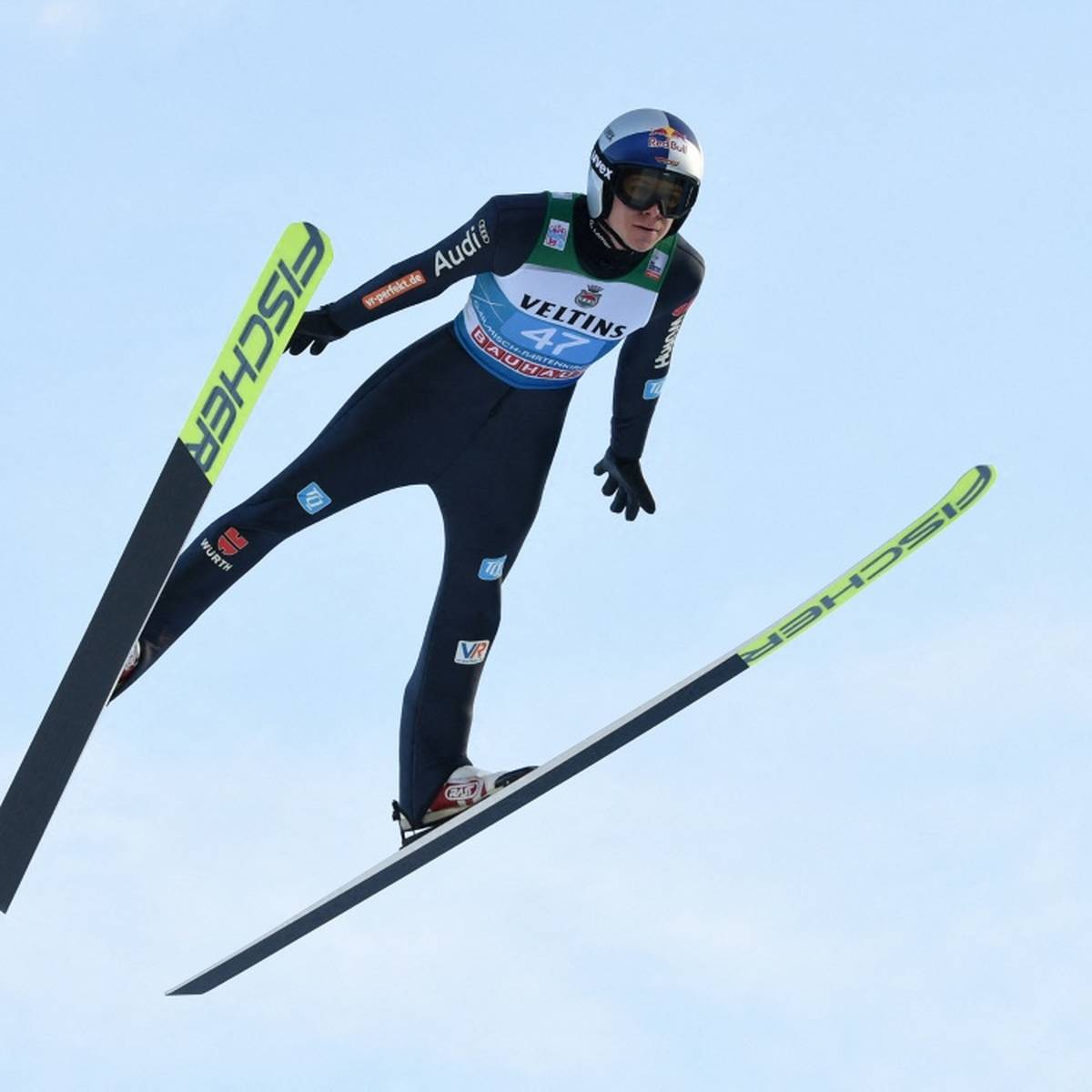 Skisprung-Olympiasieger Andreas Wellinger droht nach einem positiven Coronatest das Aus für die Winterspiele in Peking.