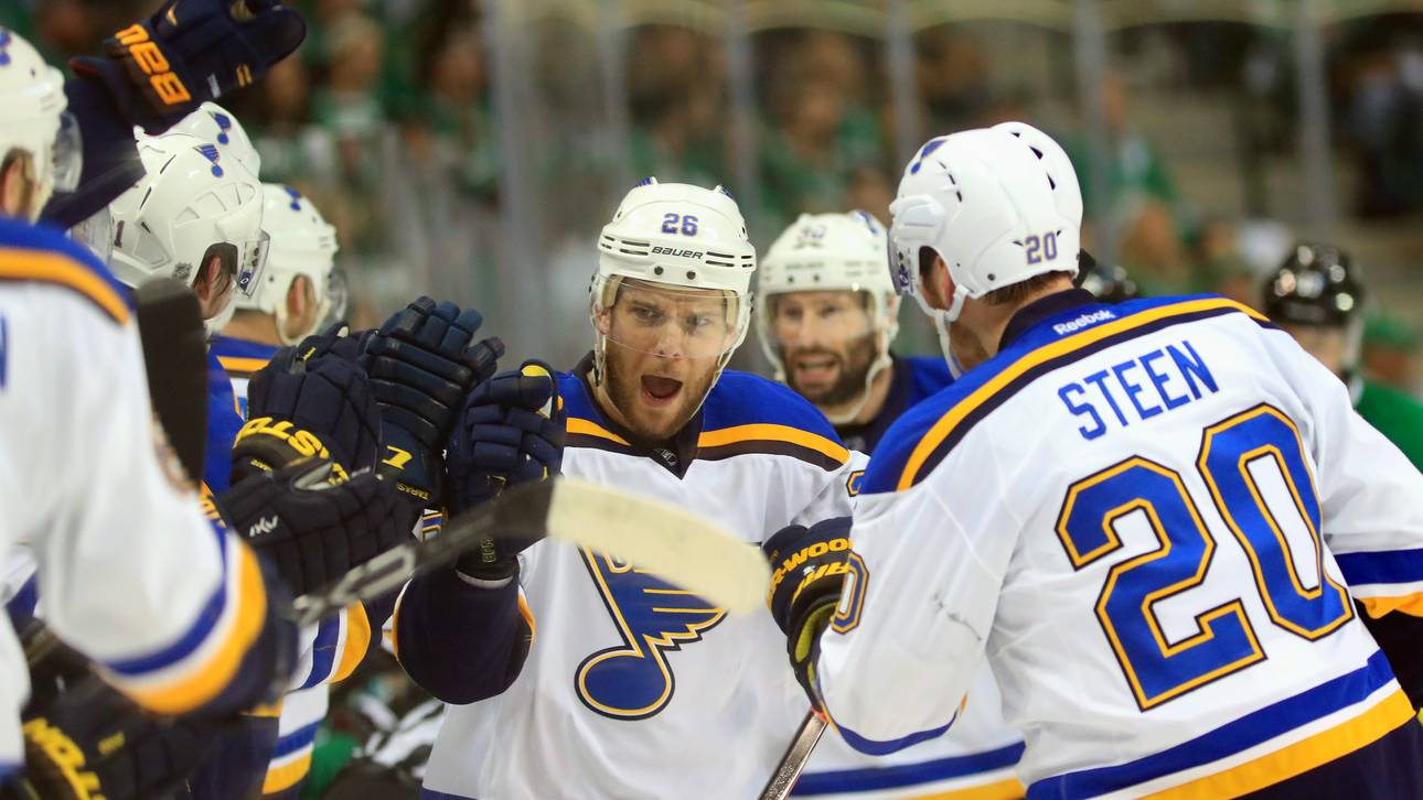 Blues fegen über Dallas hinweg