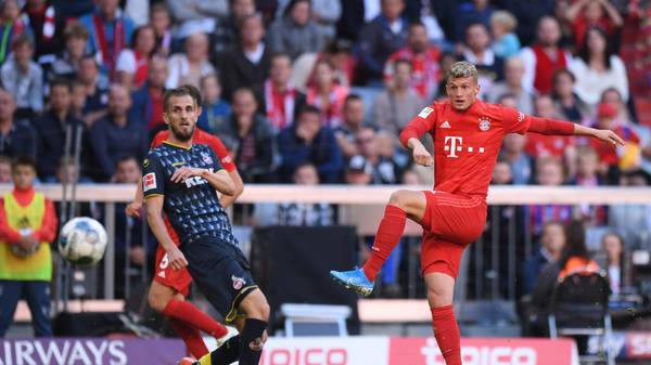 Michael Cuisance vom FC Bayern im Spiel gegen den 1. FC Köln