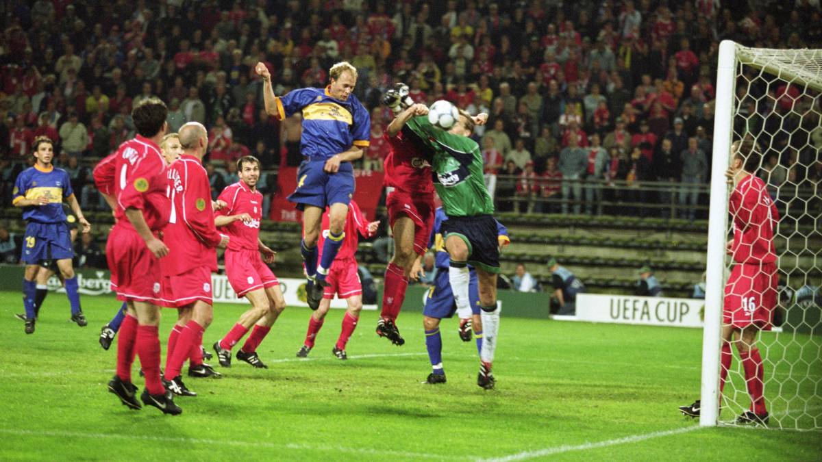 In der 89. Minute köpfte  Jordi Cruyff das 4:4, das Spiel ging in die Verlängerung