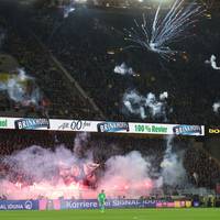 Die Pyro-Show der Fans in Dortmund wird für die Bochumer teuer. Auch die Proteste werden bestraft.