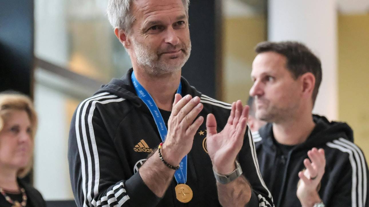 Verliert DFB den Weltmeister-Trainer?