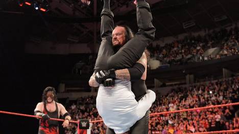 Der Undertaker legte einen bemerkenswerten Auftritt bei WWE RAW hin