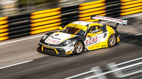 Laurens Vanthoor im Porsche 911 GT3 in Macau