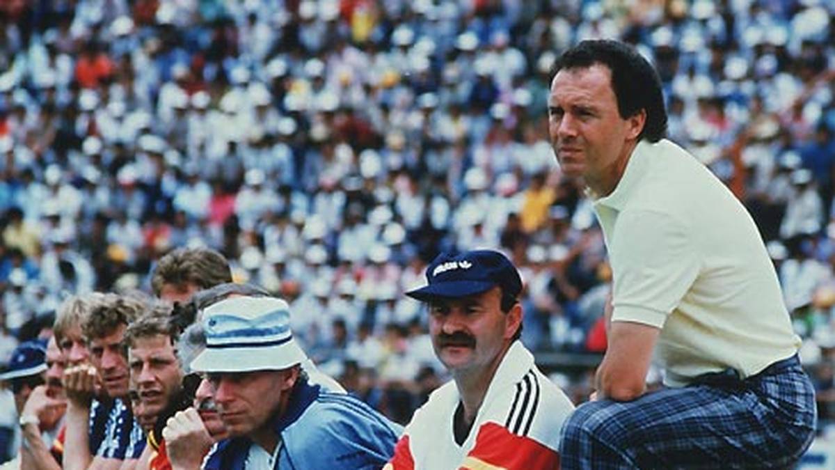 In der K.o.-Runde schaltet Deutschland Marokko, Mexiko und Frankreich aus - im Finale hat aber Argentinien mit 3:2 das bessere Ende für sich