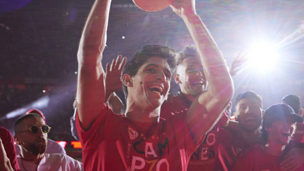 Bono holte mit dem FC Sevilla die Europa League