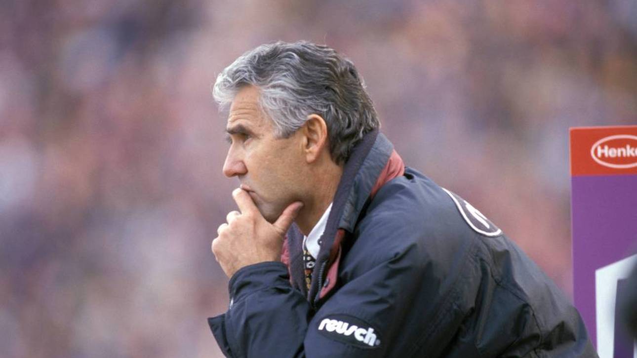 Jörg Berger machte sich in der Bundesliga vor allem einen Namen als Feuerwehrmann